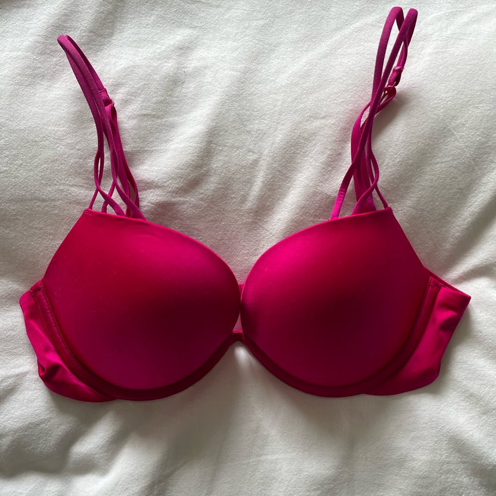 Magenta pink LaSenza bra 32C padded